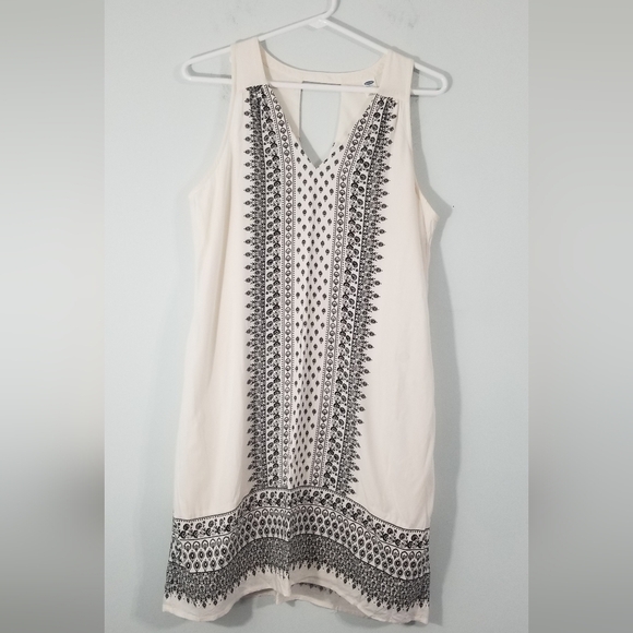 Old Navy Sleeveless V-Neck Midi Aztec Boho Dress. Classic Black & White. Size S. - Picture 1 of 7